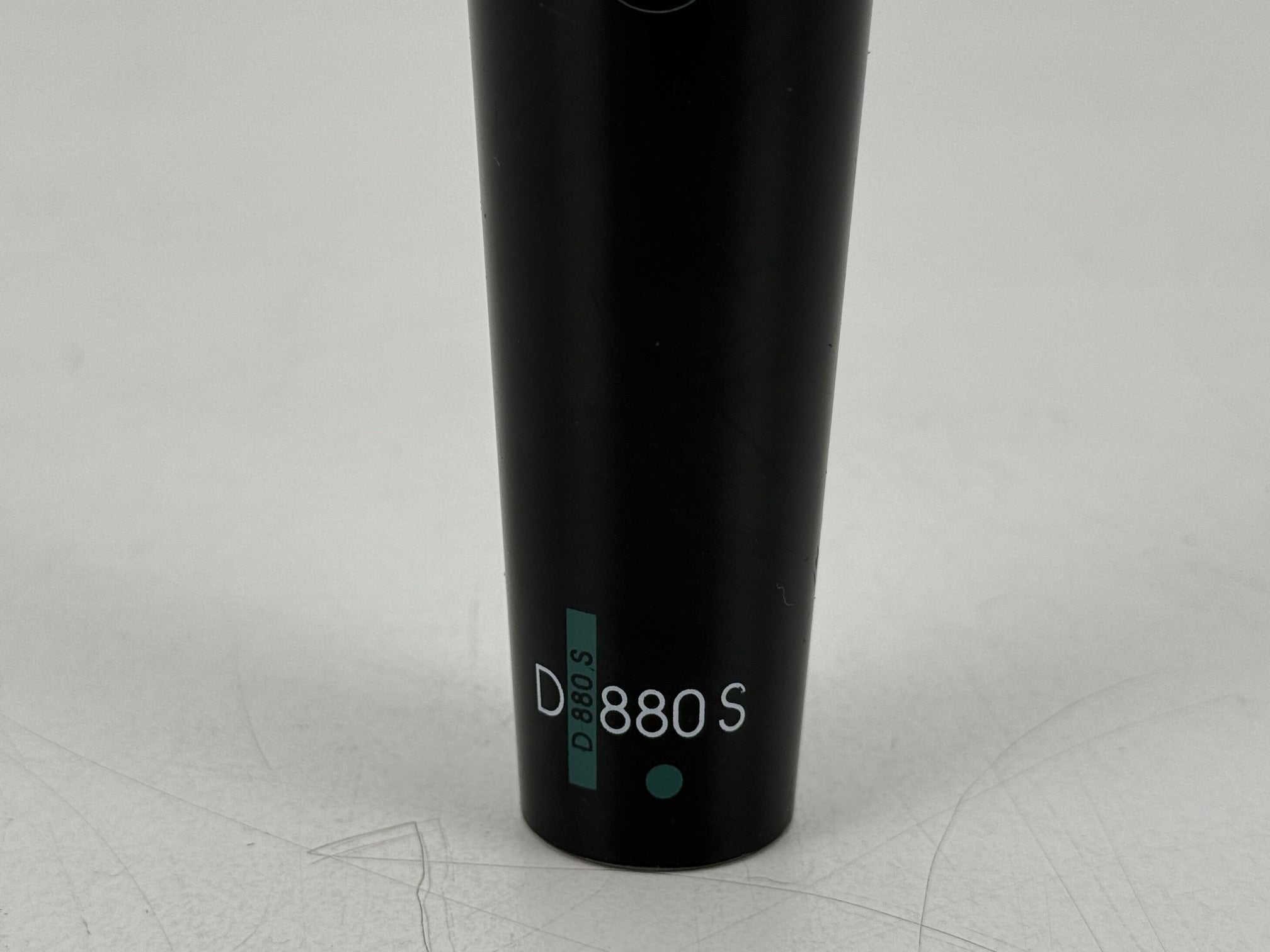 AKG D 880S Dynamic Microphone