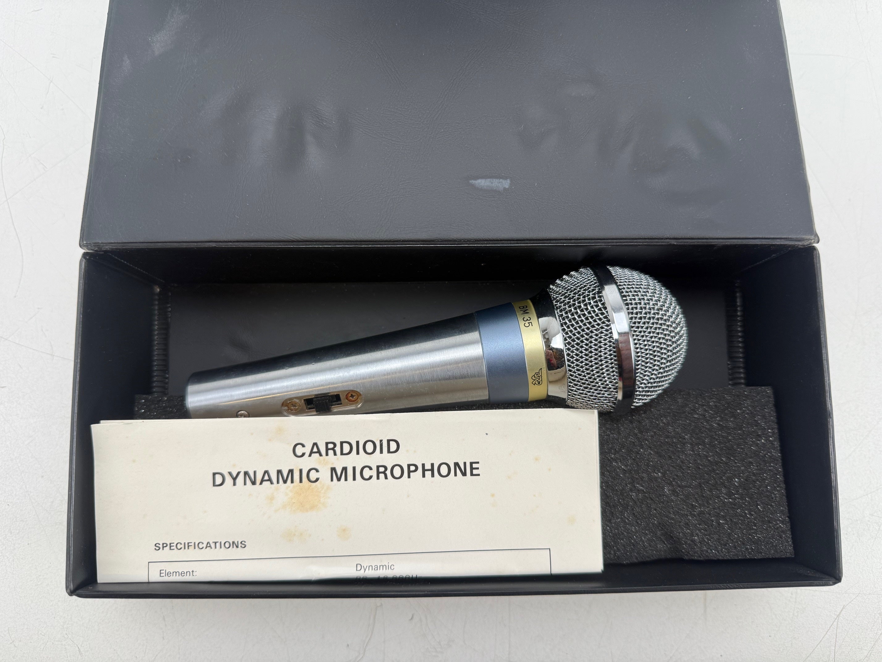 BIRD BM35 Cardioid Dynamic Microphone With Case