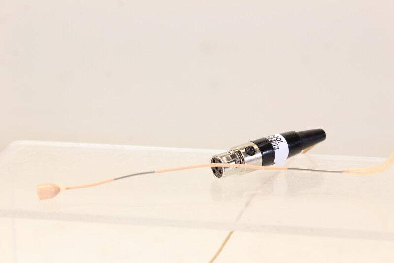 Anchor Audio WB-8000 UHF Beltpack Transmitter With EM-TA4F Mic