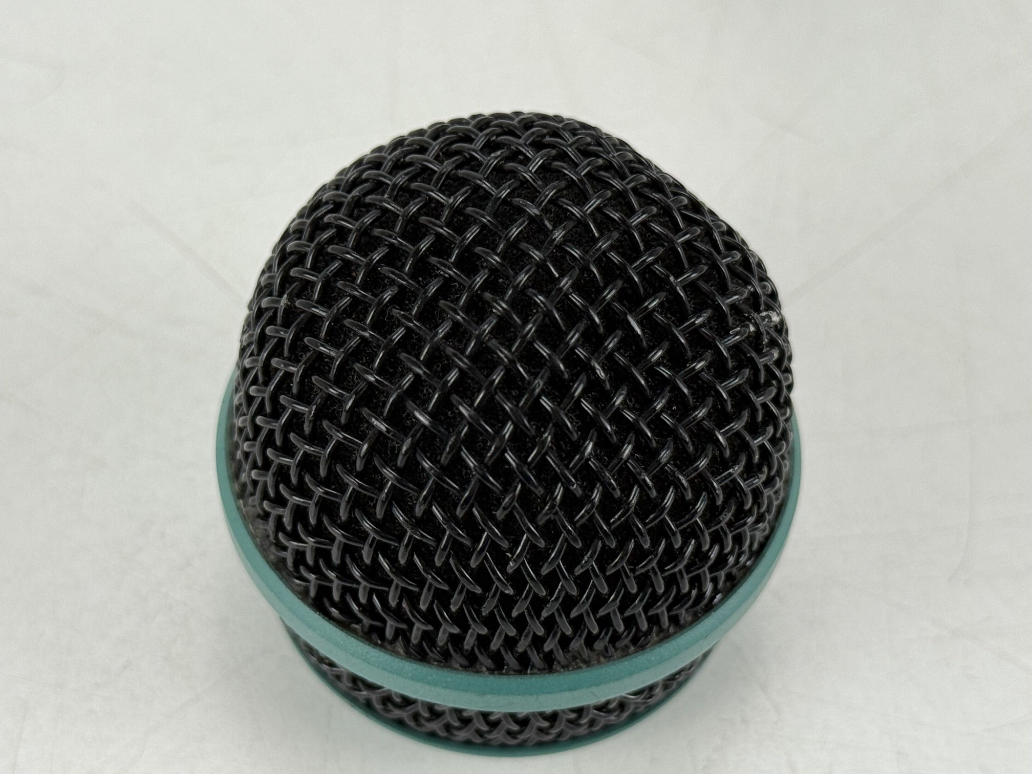 AKG D 880S Dynamic Microphone
