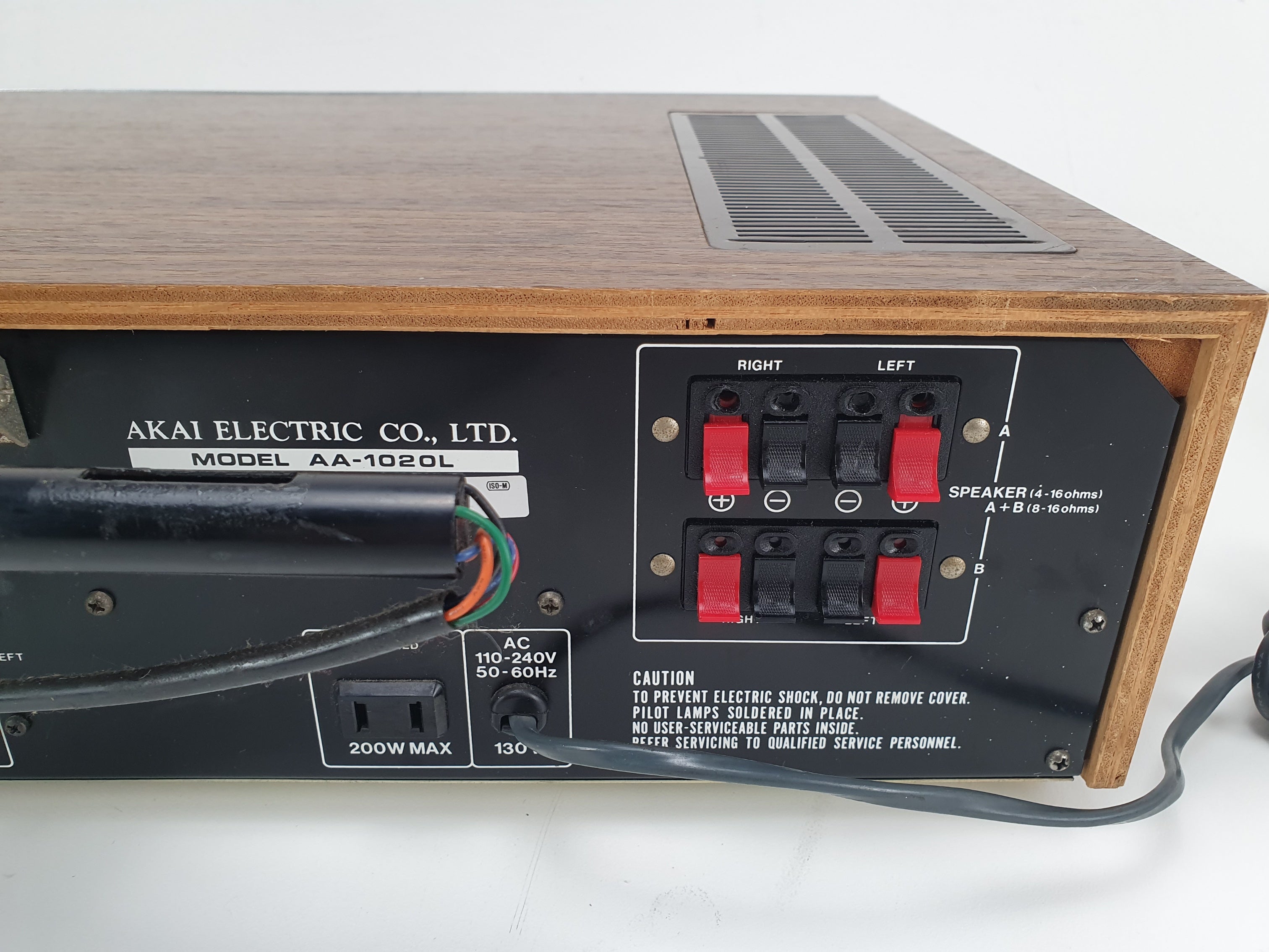 Akai AA-1020L nice looking Stereo Receiver - Fully serviced