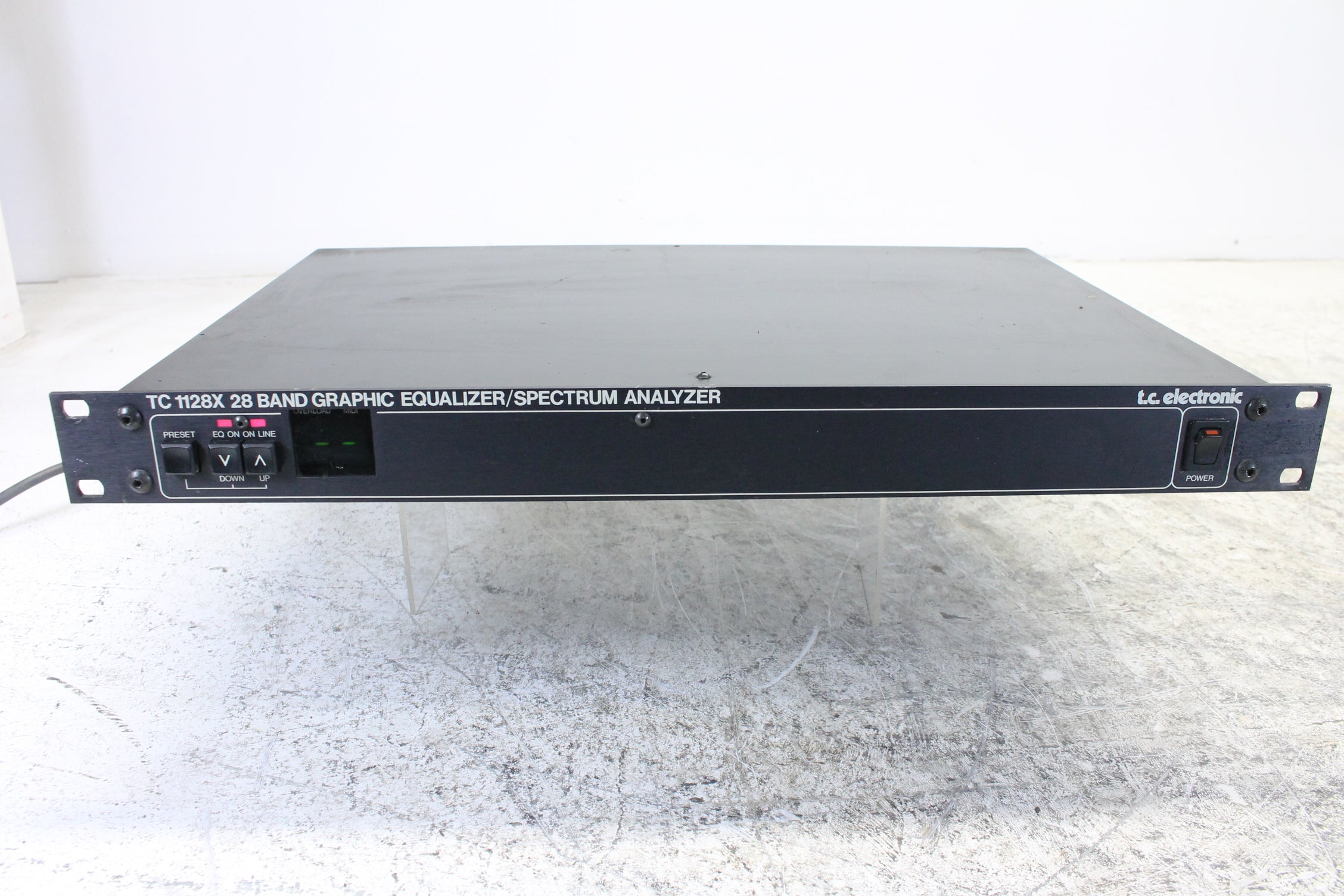 TC Electronic TC 1128X 28-bands grafische equalizer/spectrumanalysator (nr. 10)