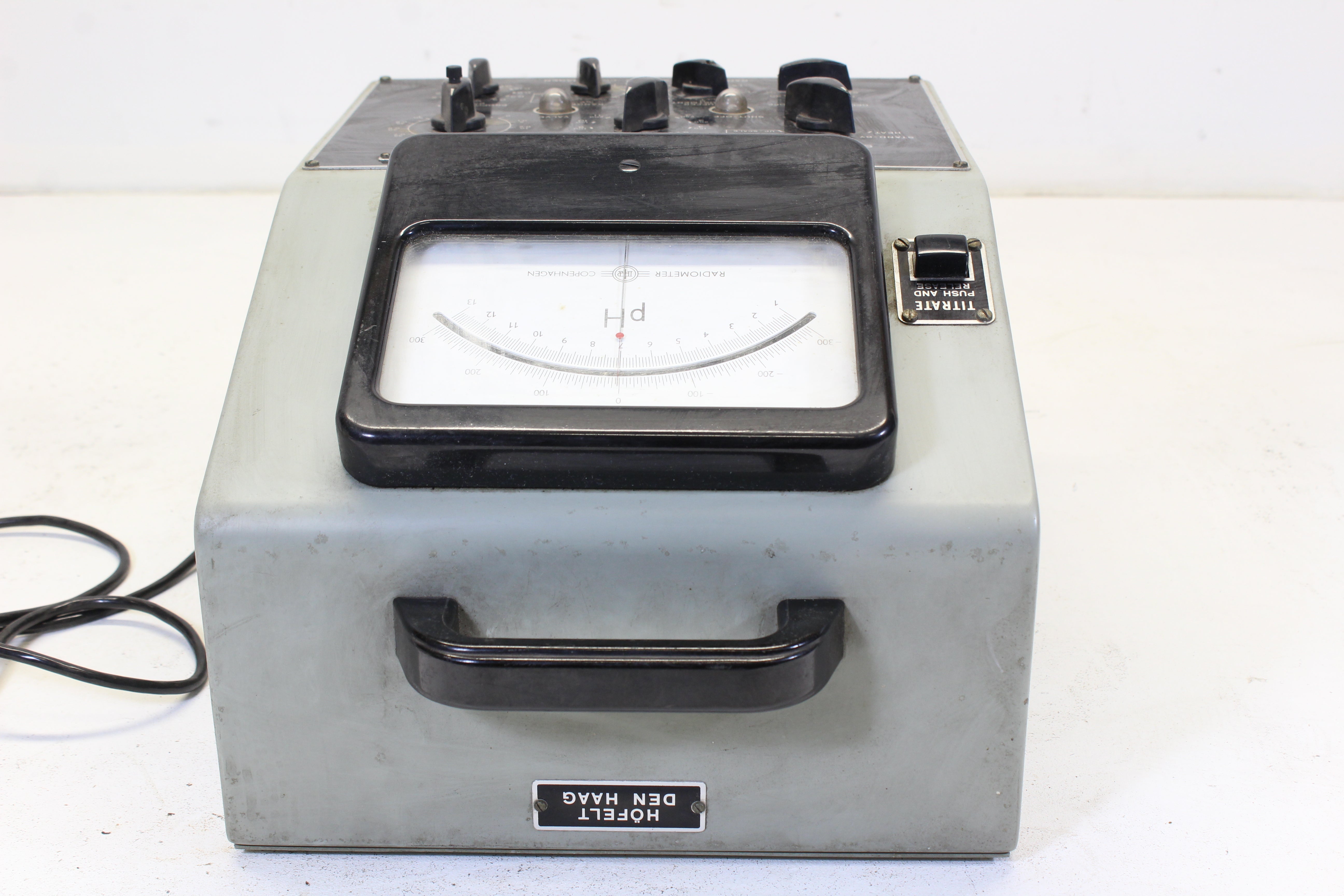 Radiometer Copenhagen TTT1 Titrator With Connection cables