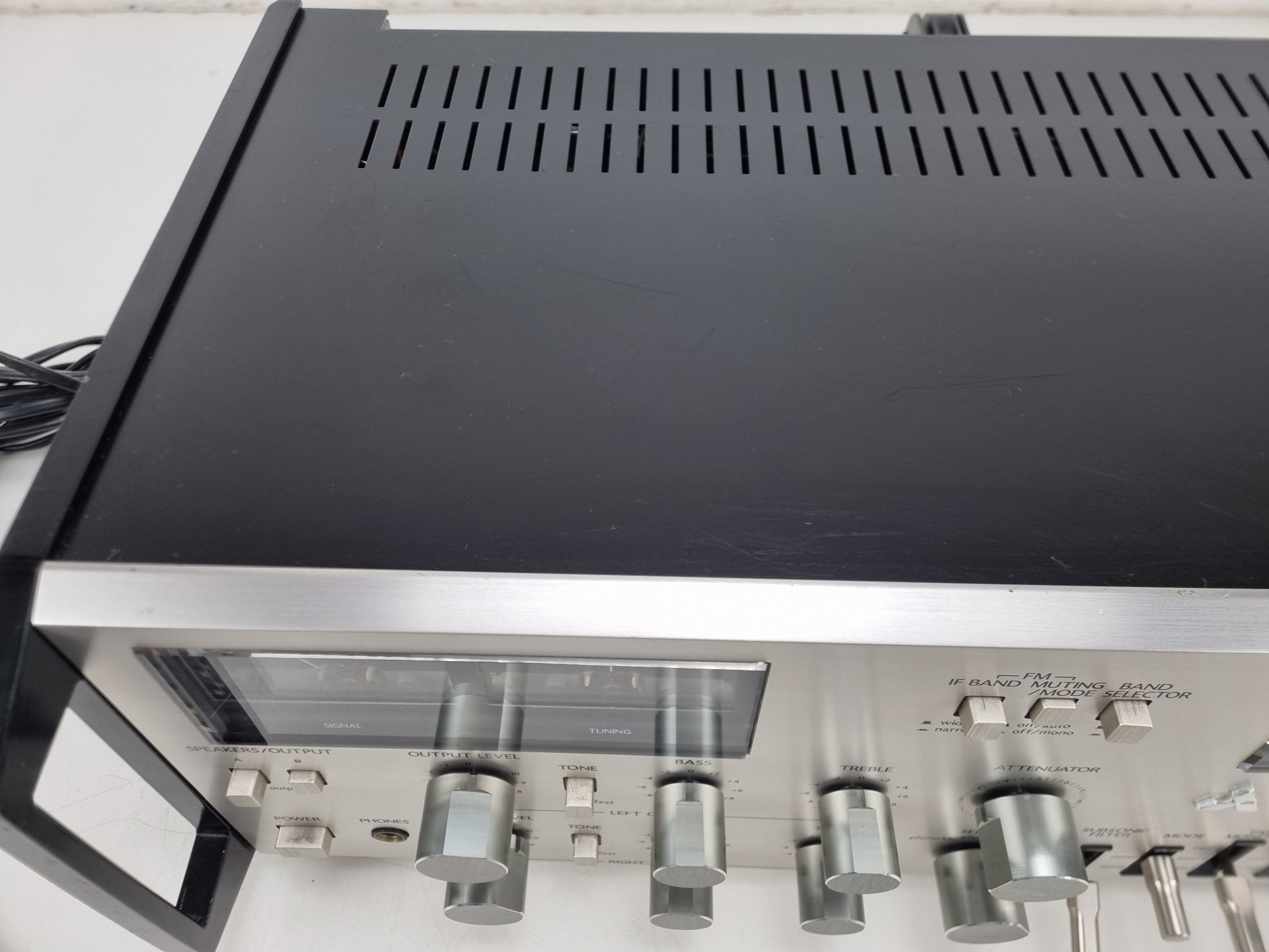 Mitsubishi DA-C20 Tuner Preamplifier - DA-A10 Stereo Power Amplifier -  Serviced set