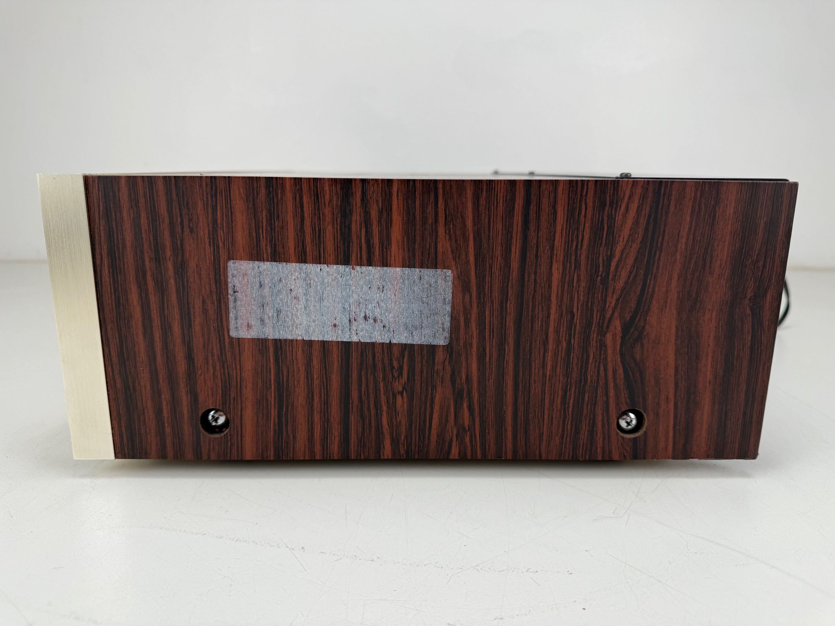 Luxman R-800E Solid State AM/FM Multiplex Stereo Receiver - Onderhoud uitgevoerd