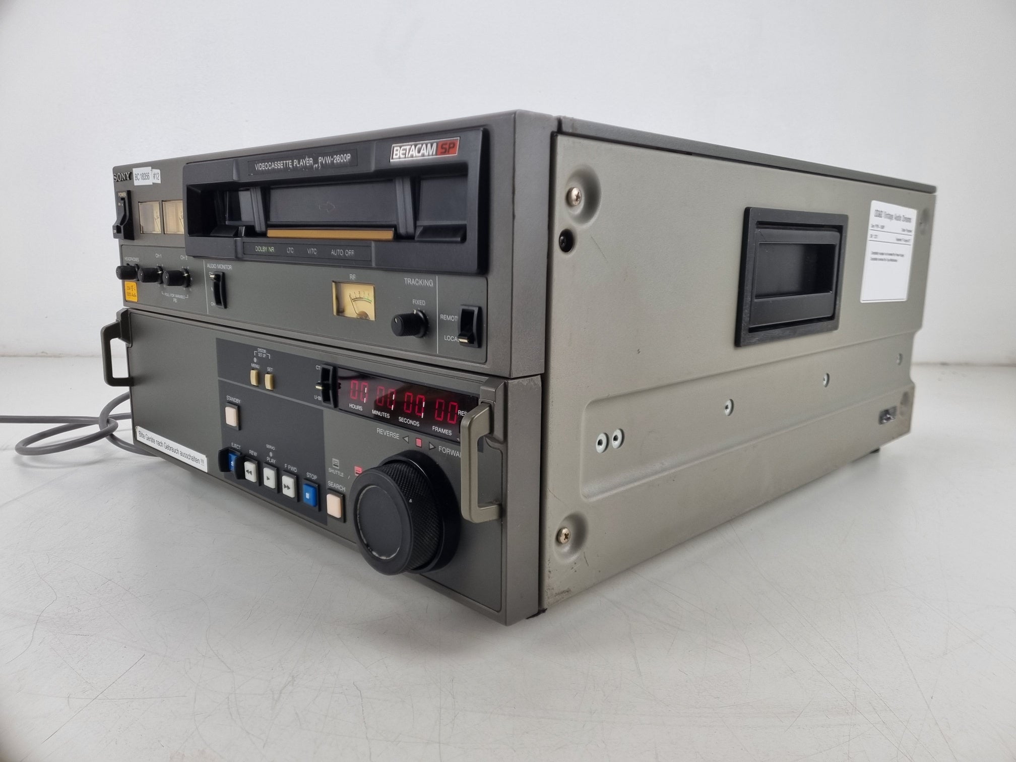 Sony PVW-2600P - BetacamSP Videorecorder - Completely Recaped and Serviced
