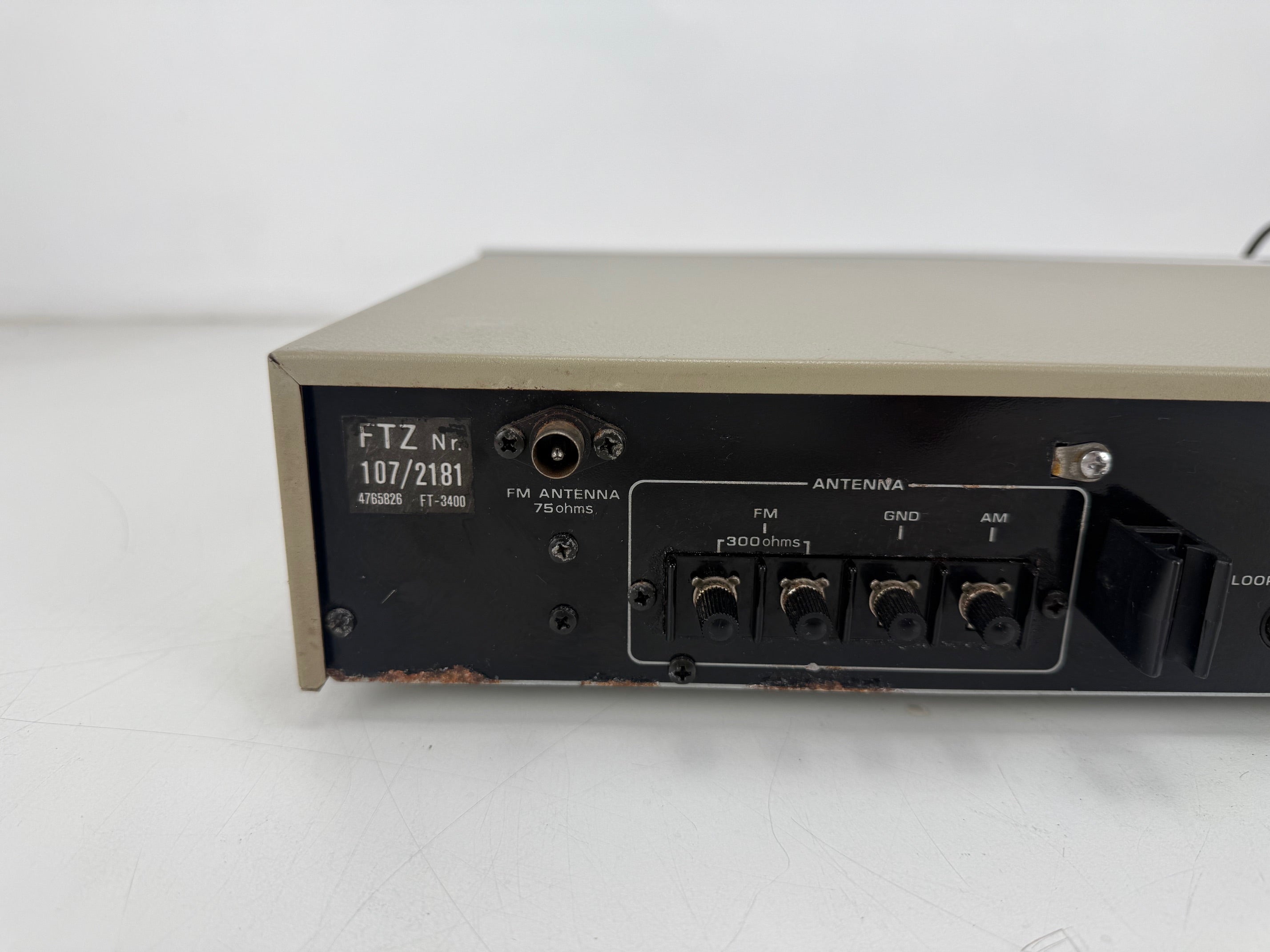 Hitachi FT-3400 Stereo Tuner - New Scale Lights